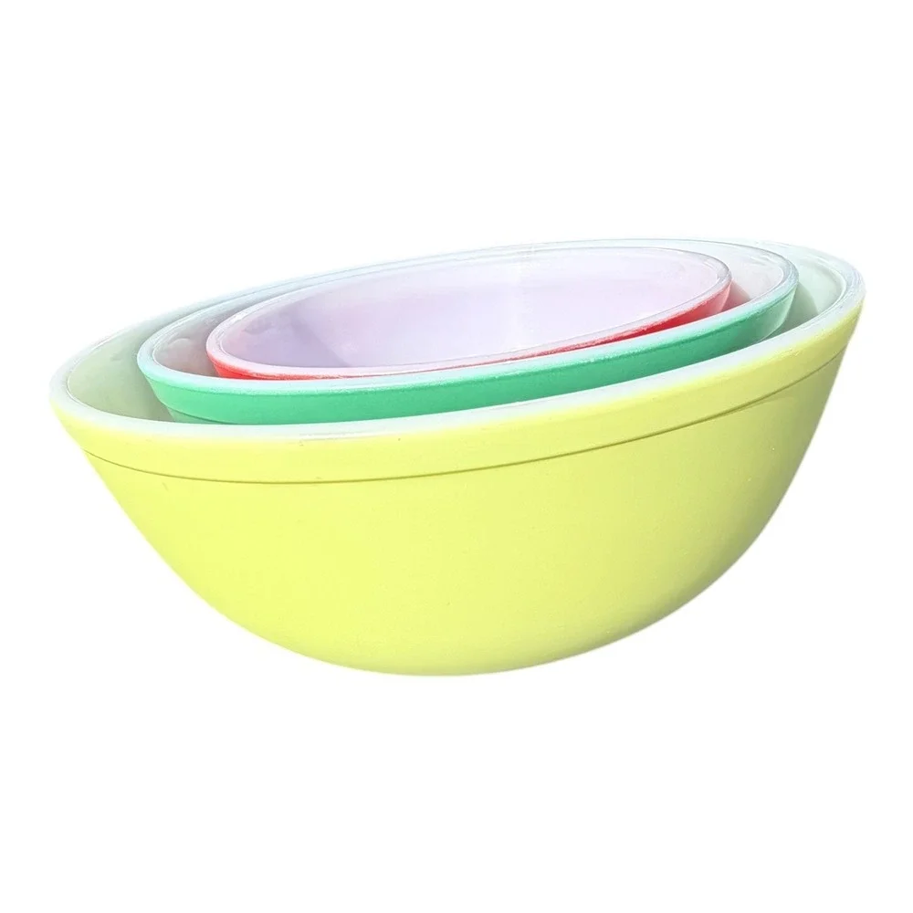 Pyrex Mixing Bowls Set of 3 Primary Colors Red Yellow‎ Green Nesting Milk Glass